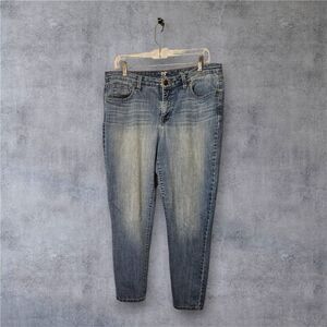 New Directions Skinny Leg Jeans -- ITEM #3394